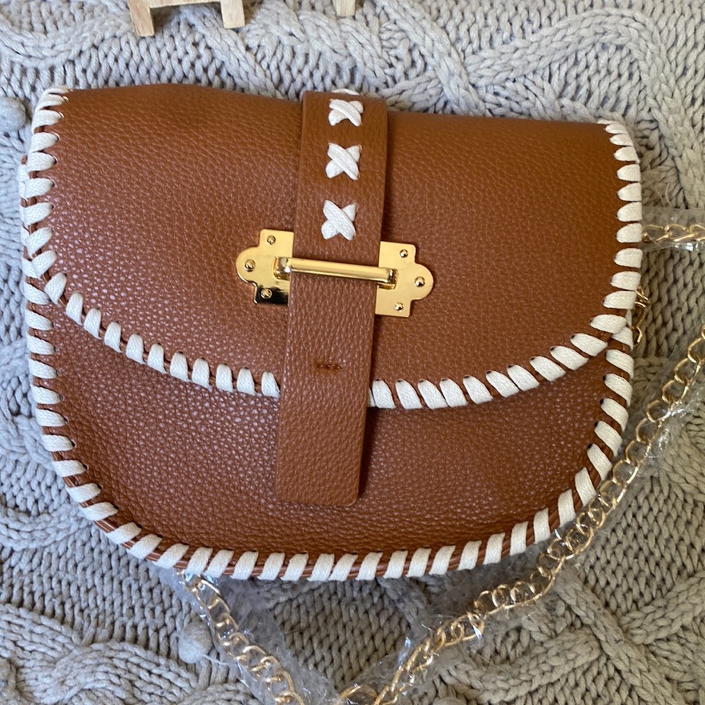 Caroline hill crossbody